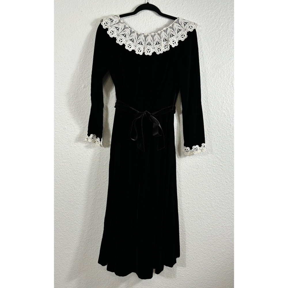 Vintage Victor Costa Dress‎ Womens Small Black Velvet Long Sleeve Lace Accents